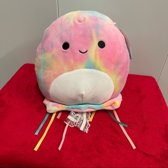 8” Janet Squishmallow - Picture 1 of 4